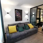 Luxury Zola