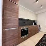 Luxury Zola Lägenhet