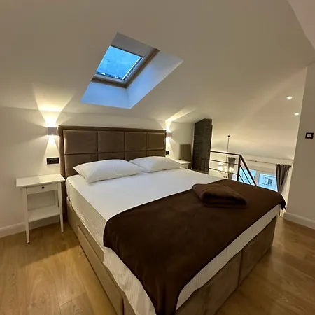 Luxury Zola Ζαντάρ