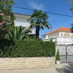 Luxury Zola Apartament *