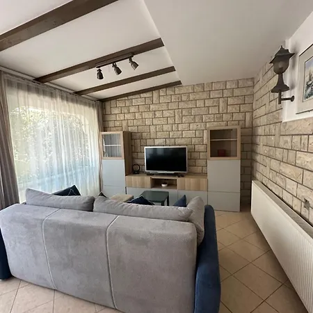 Luxury Zola Апартаменти