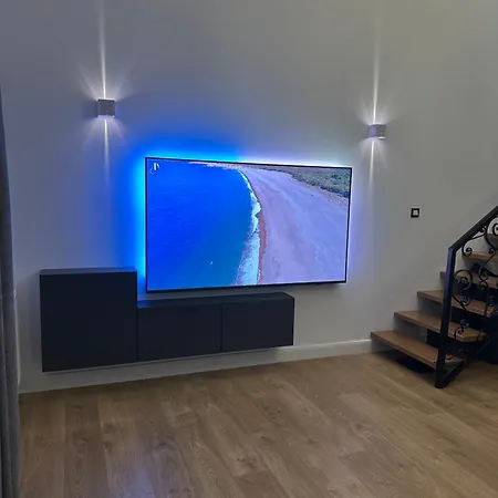 Апартаменти Luxury Zola