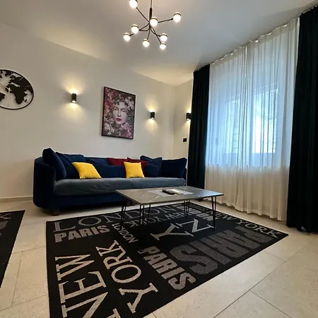 Luxury Zola