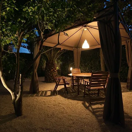 Апартаменти Luxury Zola