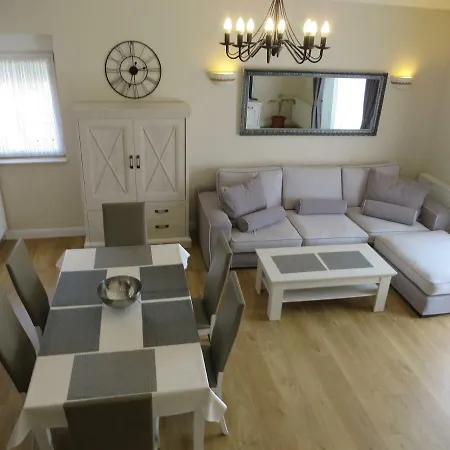 Luxury Zola 扎达尔