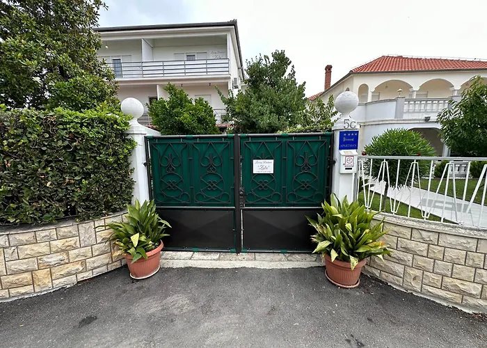 Luxury Zola * זאדאר