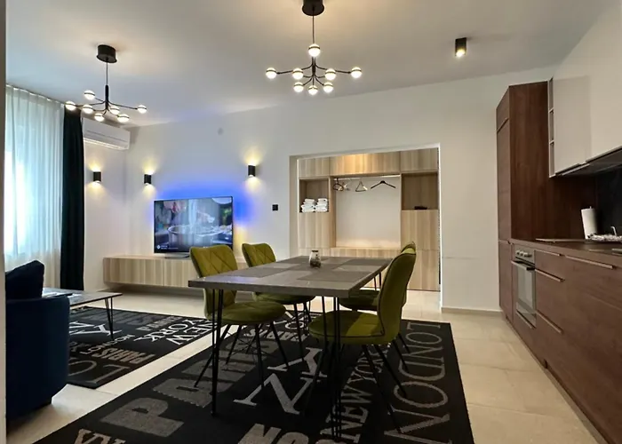 Luxury Zola * זאדאר